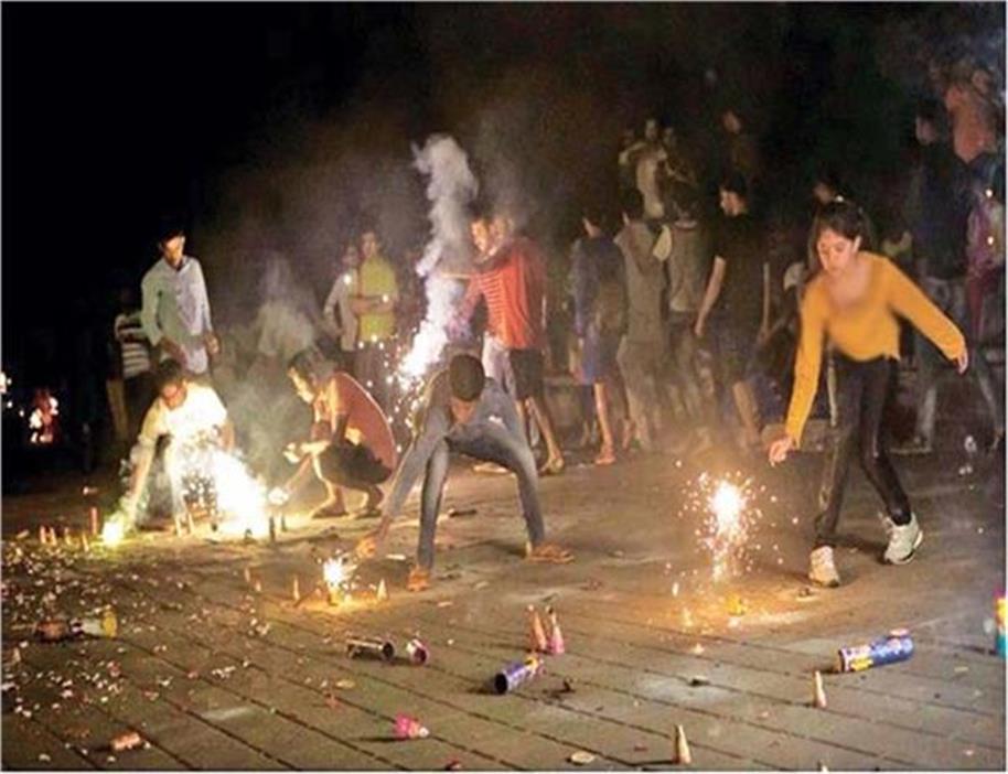 Punjab bans firecrackers on Diwali, Gurpurab